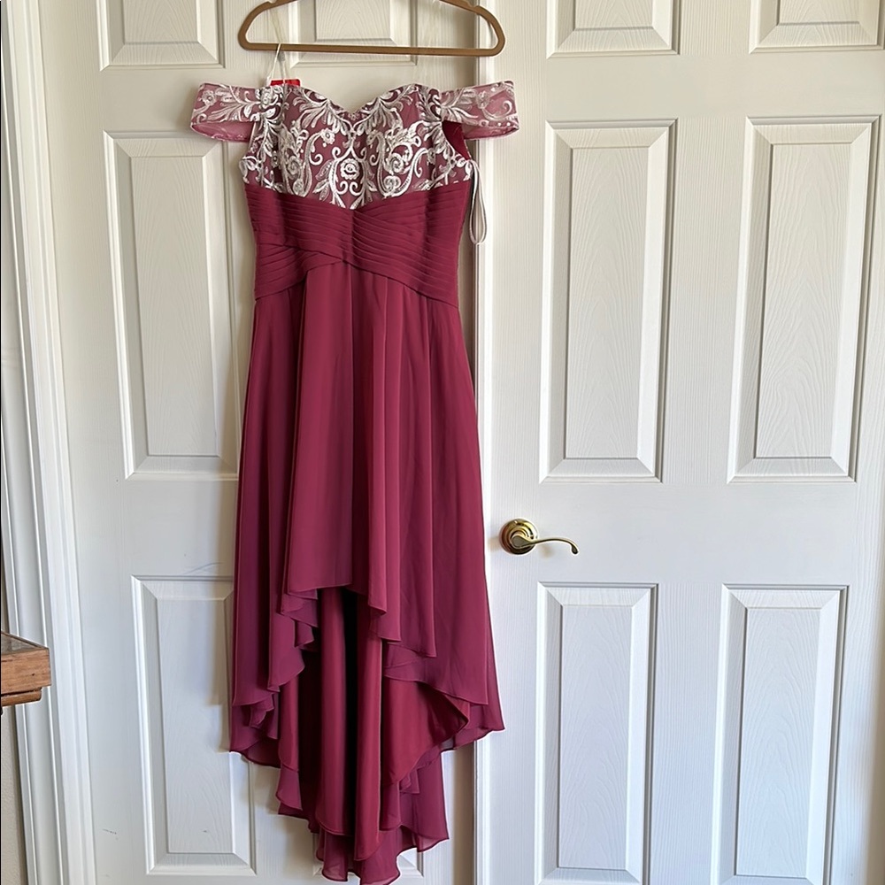 Off the shoulder Murberry dress